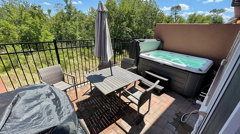 4 Suites Perfect location 🏡 Free BBQ & Private Jacuzzi/near