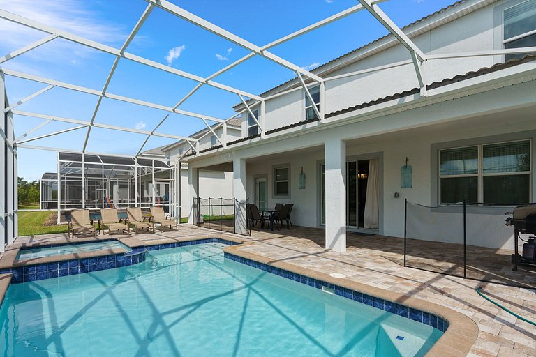 An Orlando resort home to make memories with family and frie